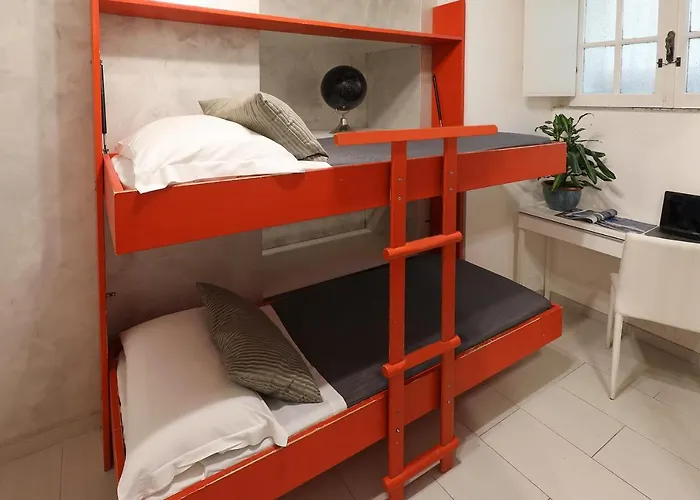 Gasthof Grand Tour Rome Suites - Liberty Collection 3*