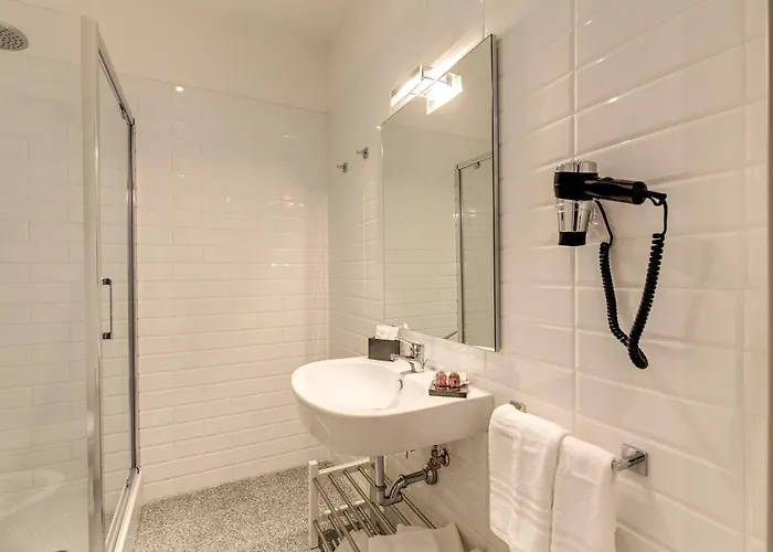Grand Tour Rome Suites - Liberty Collection 3*