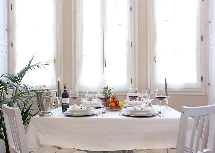 Grand Tour Rome Suites - Liberty Collection