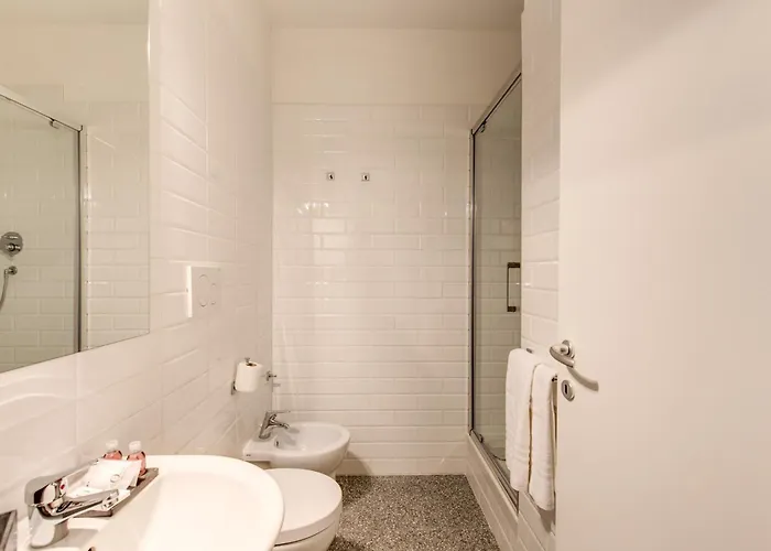 Grand Tour Rome Suites - Liberty Collection 3* Rom